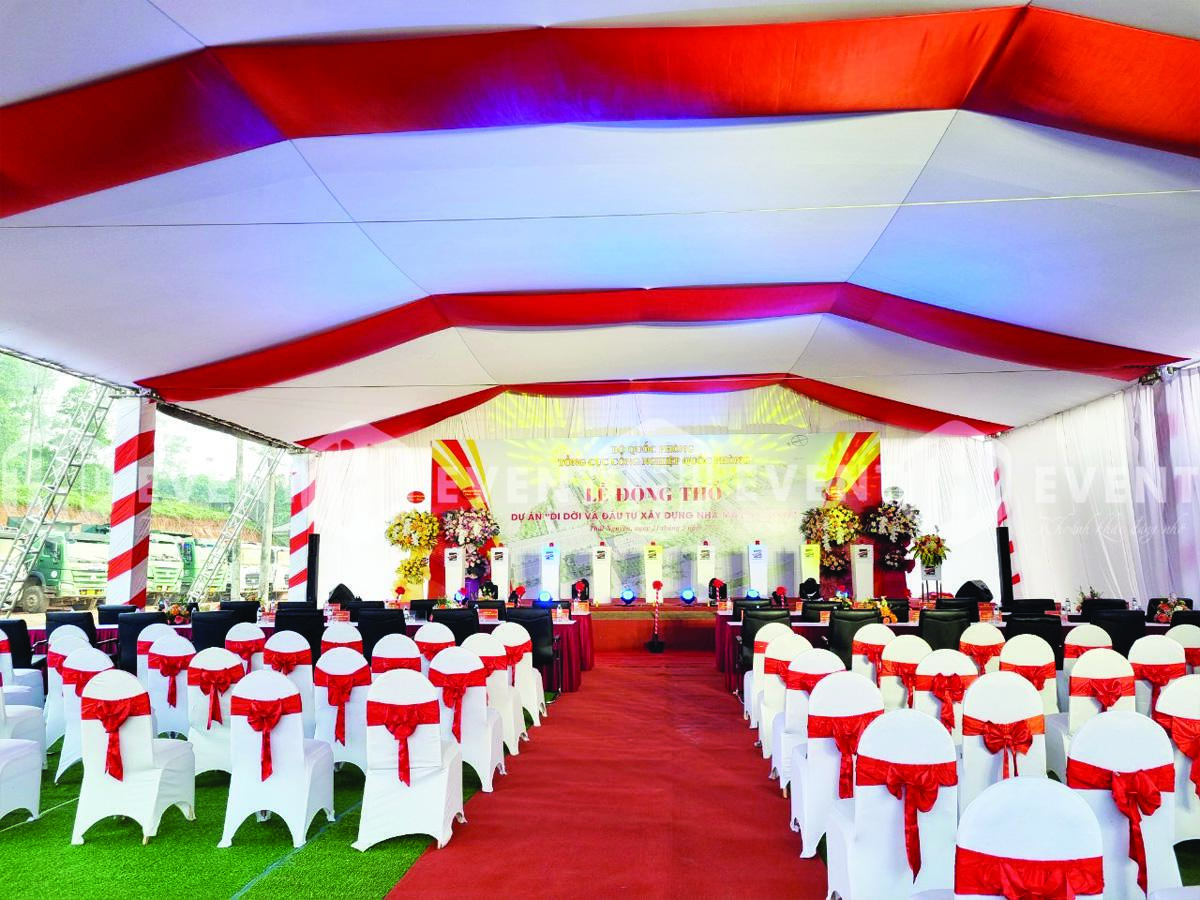 Sân khấu chính tổ chức lễ động thổ