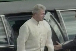 Thế giới - Ông Bill Clinton suýt bị ám sát trên cương vị tổng thống Mỹ