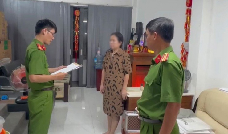 Công an cũng thực hiện việc khám xét nơi ở của Thanh để phục vụ việc mở rộng điều tra. Ảnh: CA