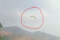 Tin tức trong ngày - Nguyên nhân vụ phi công dù lượn tử nạn ở Kon Tum