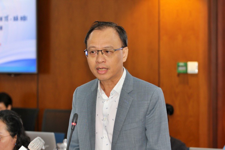 Ông Nguyễn Hồ Hoàng Vũ, Phó Tổng Giám đốc Eximbank trả lời tại họp báo ngày 21/3.