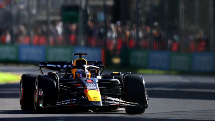 Đua xe F1, Australian GP: Verstappen giành pole trước Sainz tại Albert Park - 1