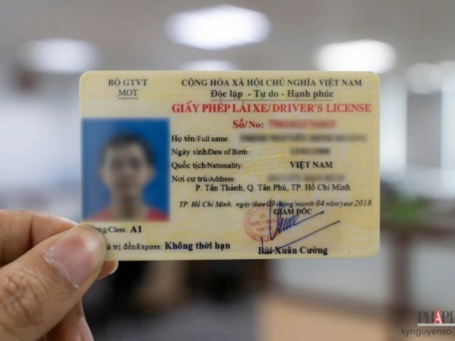 Tin tức trong ngày - Công an sẽ đào tạo kiến thức cho lái xe bị trừ hết điểm bằng lái