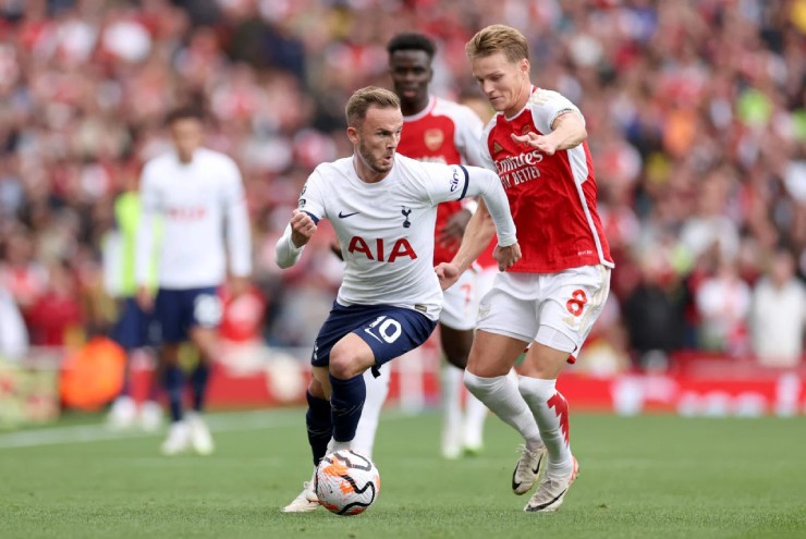 Arsenal bị đổi lịch trận derby Bắc London với Tottenham nếu lọt vào bán kết Champions League