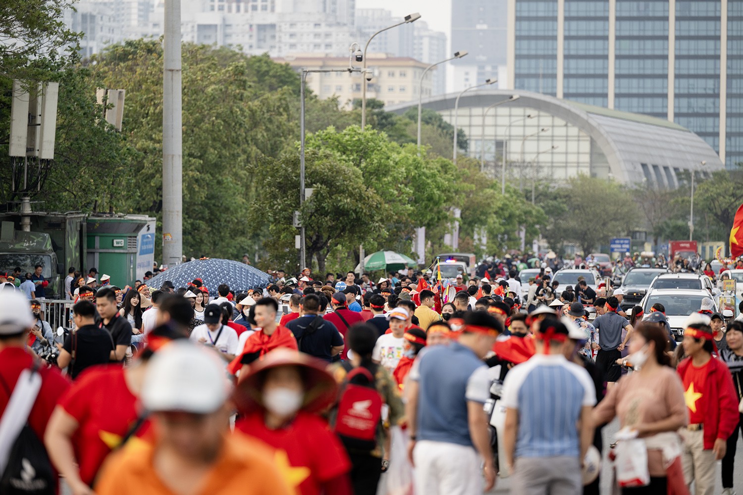  Tối nay 26/3, tại sân vận động Quốc gia Mỹ Đình sẽ diễn ra trận đấu giữa tuyển Việt Nam và Indonesia vào 19h00, thuộc khuôn khổ vòng loại thứ hai World Cup 2026 khu vực châu Á.