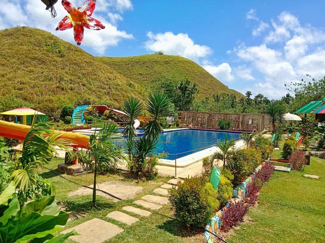 Phát hiện nhiều sai phạm tại khu nghỉ dưỡng Captain's Peak Garden and Resort ở Philippines.