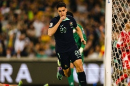 Bóng đá - Video bóng đá Lebanon - Australia: Hiệp 2 thăng hoa, mừng "vé vàng" sớm (Vòng loại World Cup)