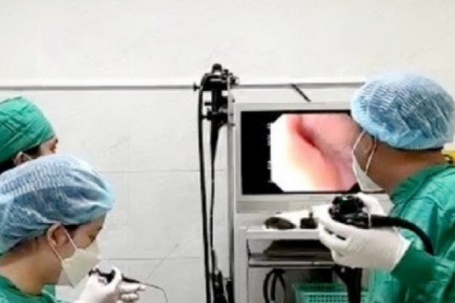 Bệnh nhân thủng dạ dày vì thói quen thường ngày của nhiều người Việt