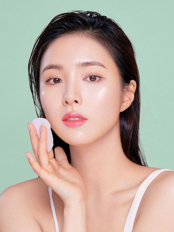 Những hot trend làm đẹp hoàn toàn không thể cải thiện được nhăn da - 2