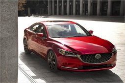 Tin tức ô tô - Giá xe Mazda6 niêm yết tháng 3/2024, bản Signature từ 899 triệu đồng