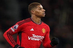 Bóng đá - Rashford nén đau thi đấu hơn 1 tháng, fan MU lo lắng tột độ