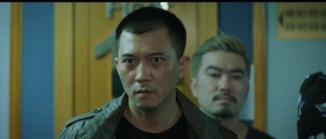 Diễn viên Hà Việt Dũng trong vai Khải. Đây là người bạn xã hội của Trí mang tham vọng nhưng cũng là người nghĩa khí.