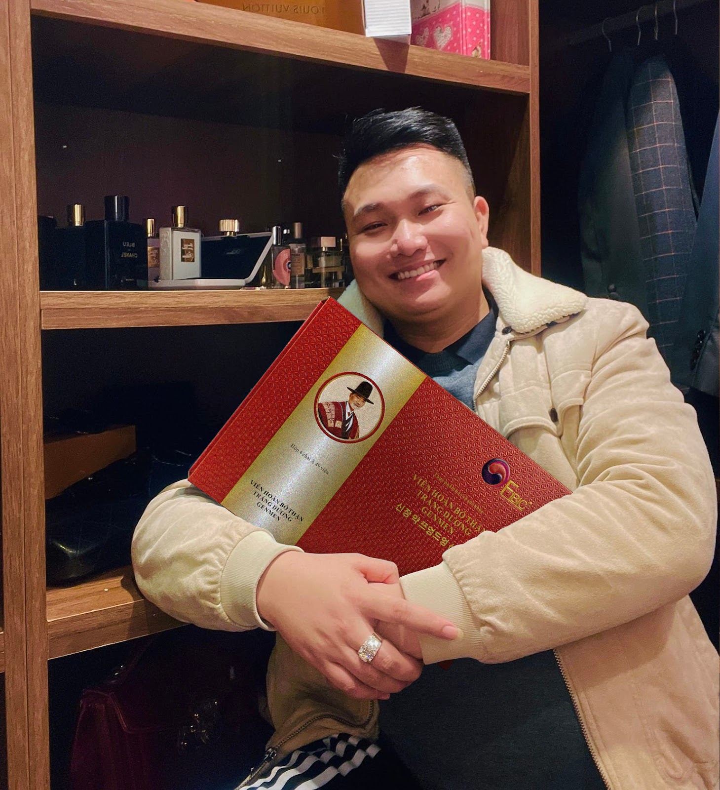 Sau khi sử dụng sản phẩm, vợ chồng anh đã tìm lại được cuộc sống hạnh phúc.