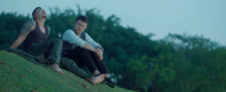 Tuấn Tú và Duy Hưng vào vai 2 anh em sinh đôi với số phận đặc biệt.