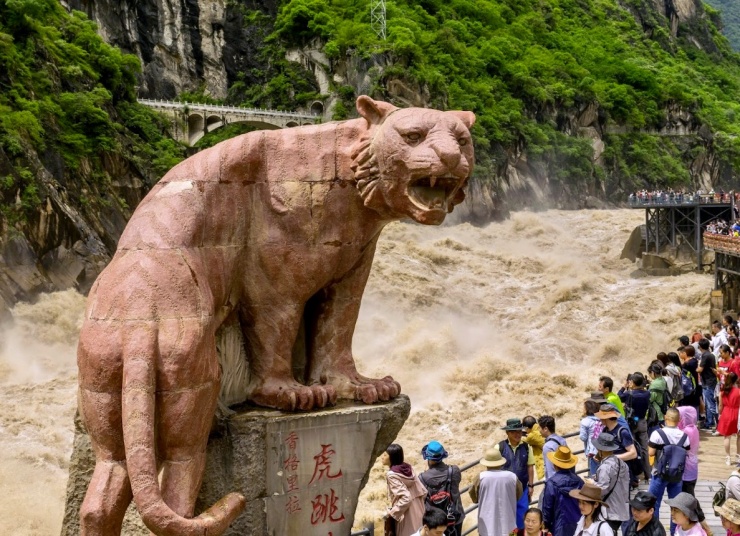 Hòn đá biểu tượng của hẻm núi