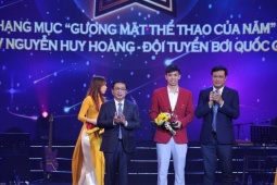 Thể thao - Kình ngư 'suốt ngày cứ bơi cứ bơi và cứ bơi' giành giải 'Gương mặt thể thao của năm'