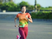 Tiền Phong Marathon 2024: Nguyễn Thị Oanh gặp thách thức lớn