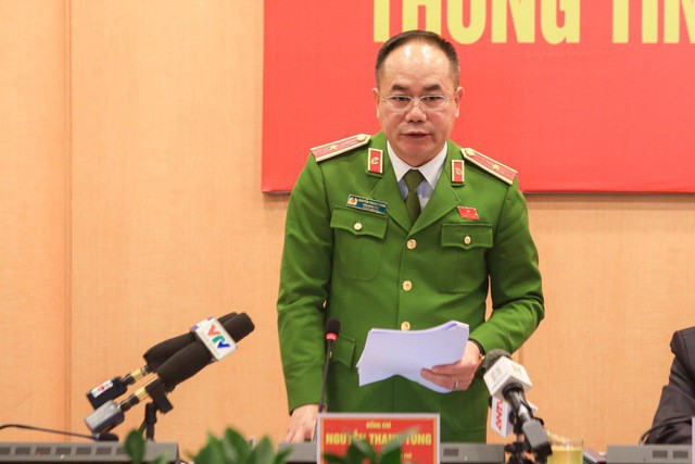 Thiếu tướng Nguyễn Thanh Tùng, Phó giám đốc Công an TP Hà Nội, thông tin tại cuộc họp báo chiều 28-3. Ảnh: HỮU HƯNG