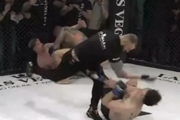 Thể thao - Hỗn loạn võ tổng hợp MMA: 1 chọi 2, trọng tài tung knock-out đẳng cấp