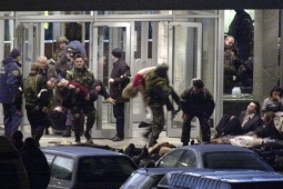 Thế giới - 3 ngày sinh tử của hơn 900 con tin trong nhà hát ở trung tâm Moscow