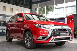 Tin tức ô tô - Giá xe Mitsubishi Outlander lăn bánh kèm ưu đãi tháng 3/2024