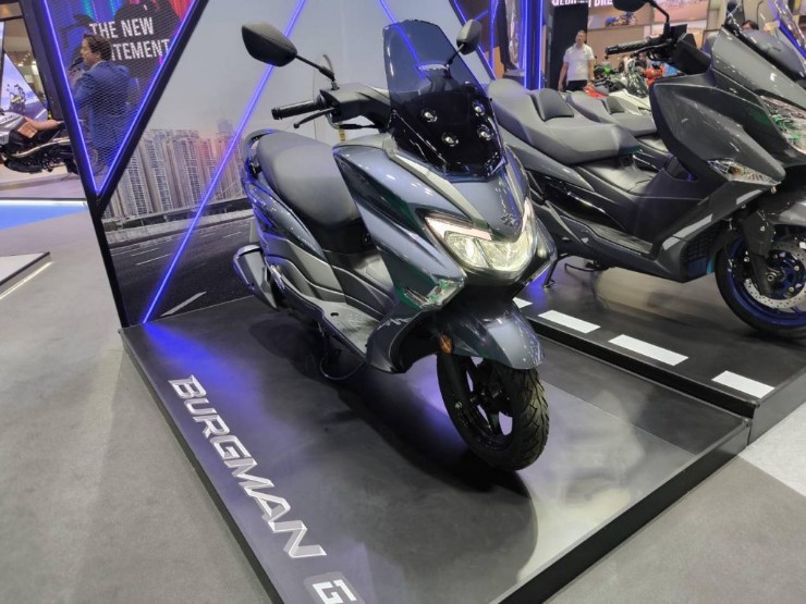 Ra mắt Suzuki Burgman Street EX: đối thủ "khó chơi" cho Honda PCX - 4