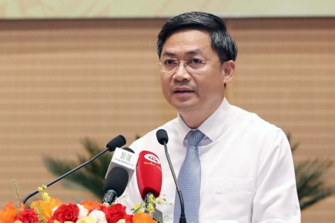 Ông Hà Minh Hải, Phó chủ tịch UBND TP Hà Nội báo cáo tại phiên họp, ngày 29/3. Ảnh: Hoàng Phong