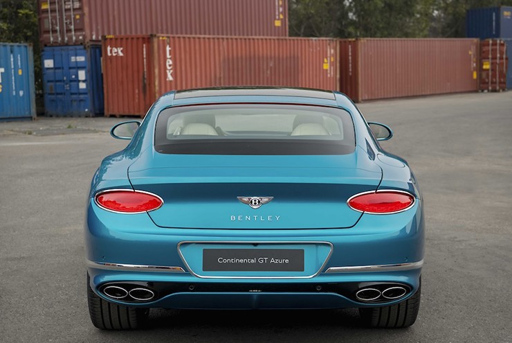 Bentley Continental GT Azure V8 có màu sơn Topaz Blue đầu tiên về Việt Nam - 4