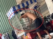 Tin tức trong ngày - Clip ghi cảnh cha đánh đập con trai 3 tuổi trong lồng sắt