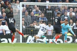 Bóng đá - Trực tiếp bóng đá Tottenham - Luton Town: Bảo vệ cách biệt mong manh (Ngoại hạng Anh) (Hết giờ)