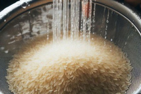 Vo gạo trước khi nấu cơm: Lợi ích và hạn chế