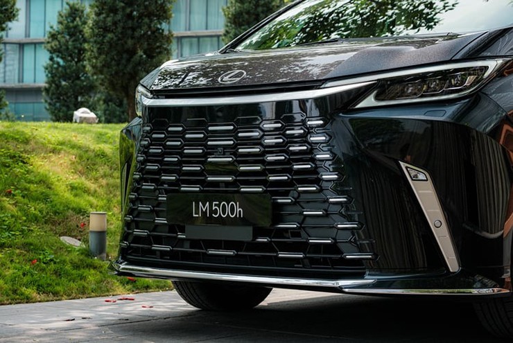 Lexus giới thiệu xe MPV phiên bản cao cấp LM500h tại Việt Nam, giá bán hơn 8 tỷ đồng - 5