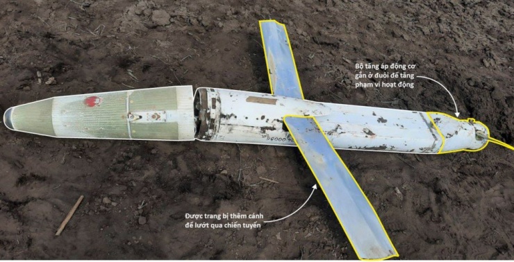 Bom lượn UMPB D-30 với tầm bắn lên đến 90 km. Ảnh: THE TELEGRAPH