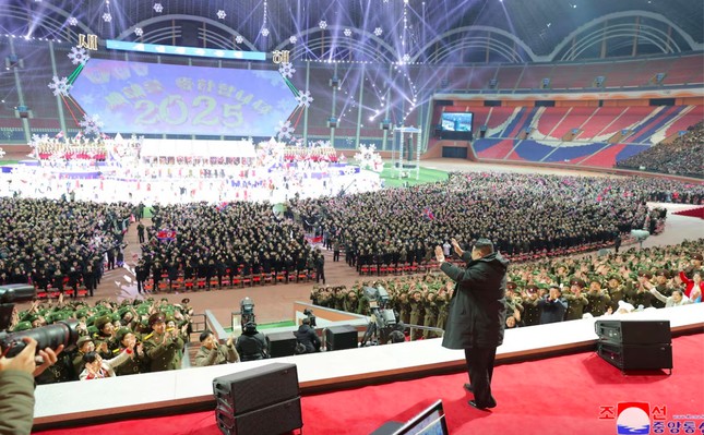 Toàn cảnh buổi lễ chào đón năm mới của Triều Tiên. (Ảnh: KCNA)