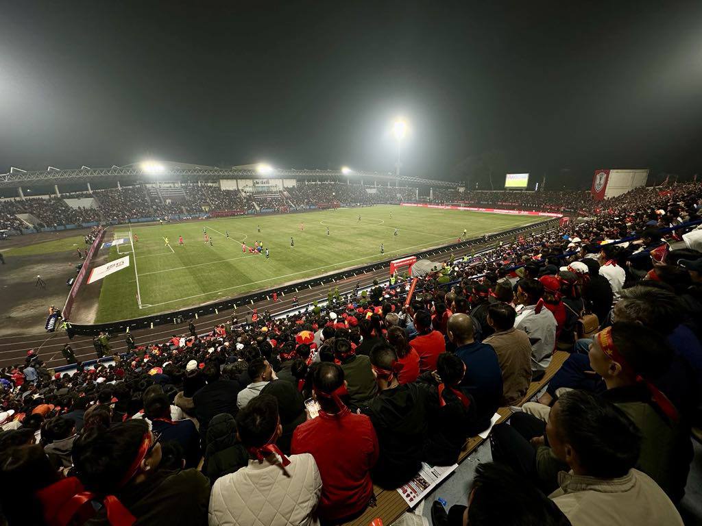 Cận cảnh sân vận động Việt Trì, nơi diễn ra trận Chung kết AFF Cup 2024 - 6