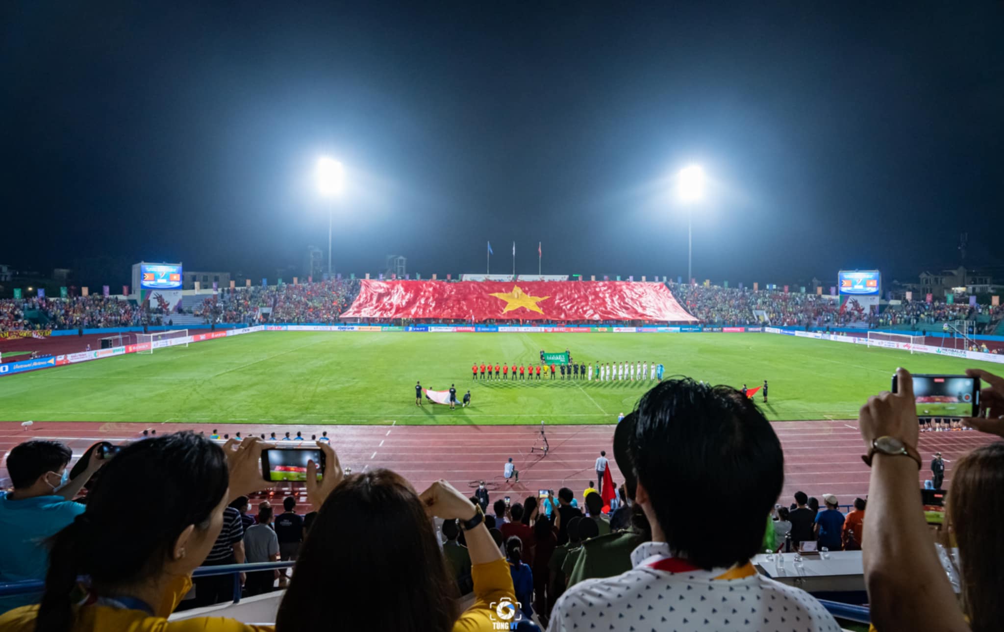 Cận cảnh sân vận động Việt Trì, nơi diễn ra trận Chung kết AFF Cup 2024 - 5