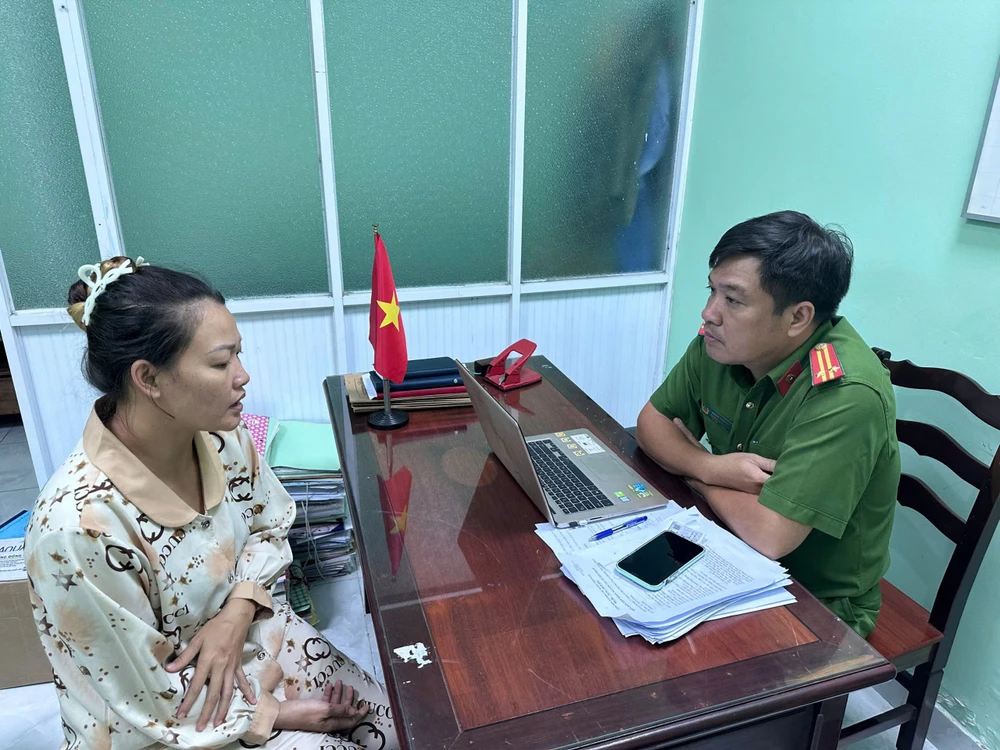 Nguyễn Thùy Trang bị công an khởi tố để điều tra về hành vi cố ý gây thương tích