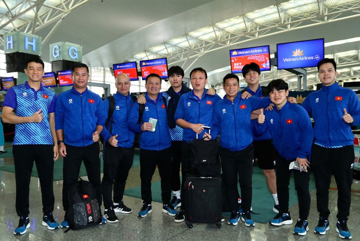 Vào 17h hôm nay, ĐT Việt Nam sẽ bước
vào buổi tập đầu trên đất Thái Lan.