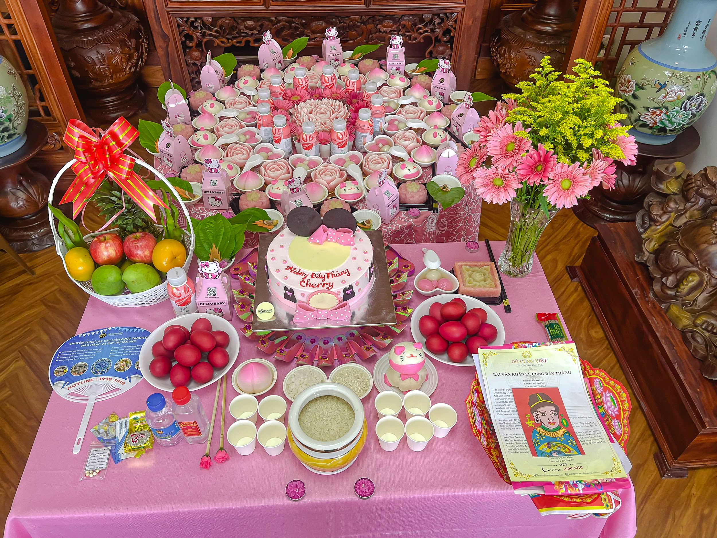 Mâm cúng trọn gói tại Đồ Cúng Việt không chỉ có thẩm mỹ cao, hương vị phù hợp theo từng vùng miền mà còn luôn cải tiến, thiết kế riêng theo nhu cầu khi khách hàng cần.