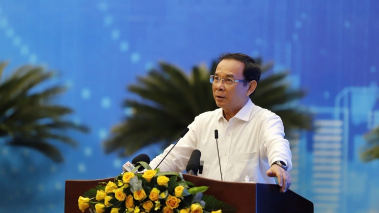 Bí thư Thành ủy TPHCM Nguyễn Văn Nên phát biểu tại hội nghị. Ảnh: H.V.
