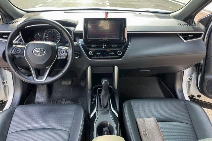 Toyota Corolla Cross bản 1.8V chạy lướt hơn 30.000km có giá bán ra sao? - 3