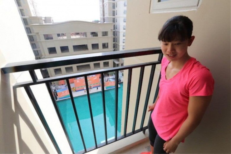 Ánh Viên khi nhận nhà vào năm 2017.