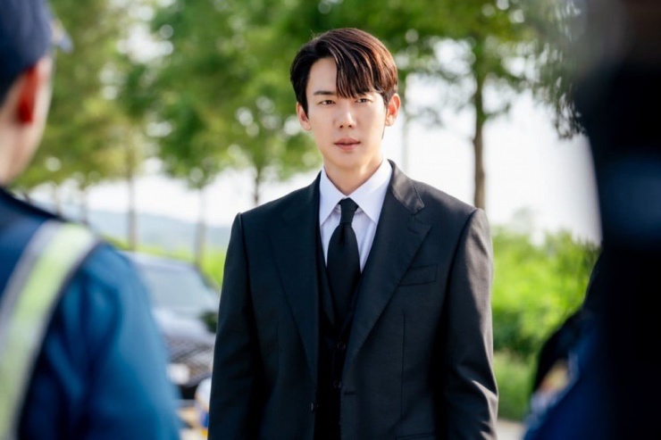 Yoo Yeon Seok được khen là bậc thầy về hôn.