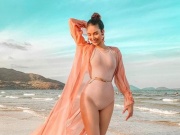 Thời trang - Nàng dâu gia tộc giàu có bậc nhất Việt Nam chỉ chăm diện kiểu áo lộ &quot;điểm vàng&quot; cơ thể