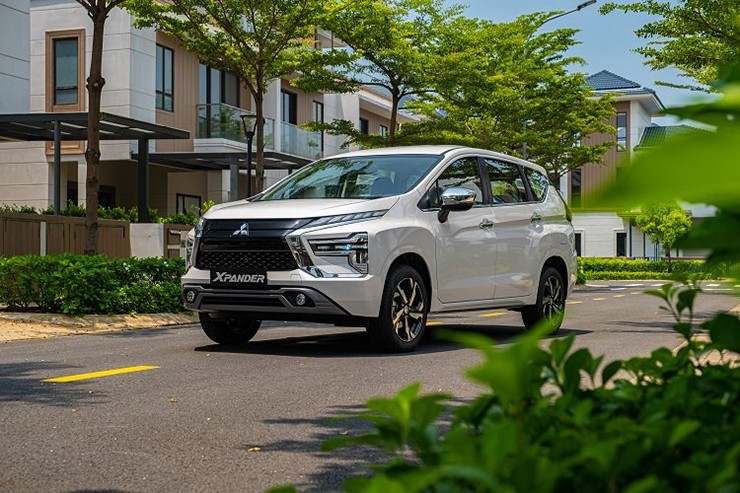 Giá xe Mitsubishi Xpander tháng 1/2025, giảm 50% phí trước bạ và tặng phiếu nhiên liệu - 4