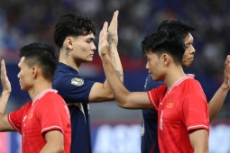 Bóng đá - Sao nhập tịch ĐT Thái Lan về nhì &quot;như cơm bữa&quot;, suy sụp sau AFF Cup