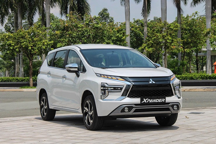 Giá xe Mitsubishi Xpander tháng 1/2025, giảm 50% phí trước bạ và tặng phiếu nhiên liệu - 3