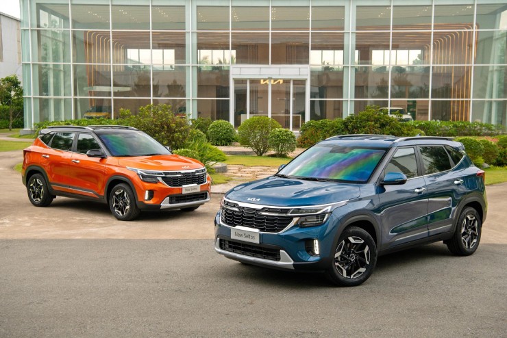 KIA Seltos hiện được phân phối 8 phiên bản tại thị trường Việt Nam: Seltos 1.5 AT, Seltos 1.5 Deluxe, Seltos 1.5 Luxury, Seltos 1.5 Premium, Seltos 1.5 Turbo Deluxe, Seltos 1.5 Turbo Luxury, Seltos 1.5 Turbo GT-line, và Seltos 1.5 Turbo GT-line đặc biệt. Các phiên bản này có giá niêm yết từ 599-799 triệu đồng, một mức giá rất hấp dẫn với mẫu SUV hạng B như Seltos. 