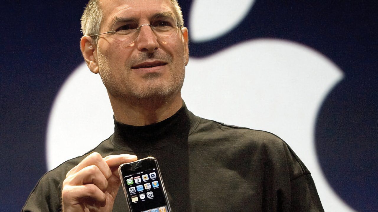 Steve Jobs đã công bố iPhone đầu tiên với thế giới cách đây 18 năm.