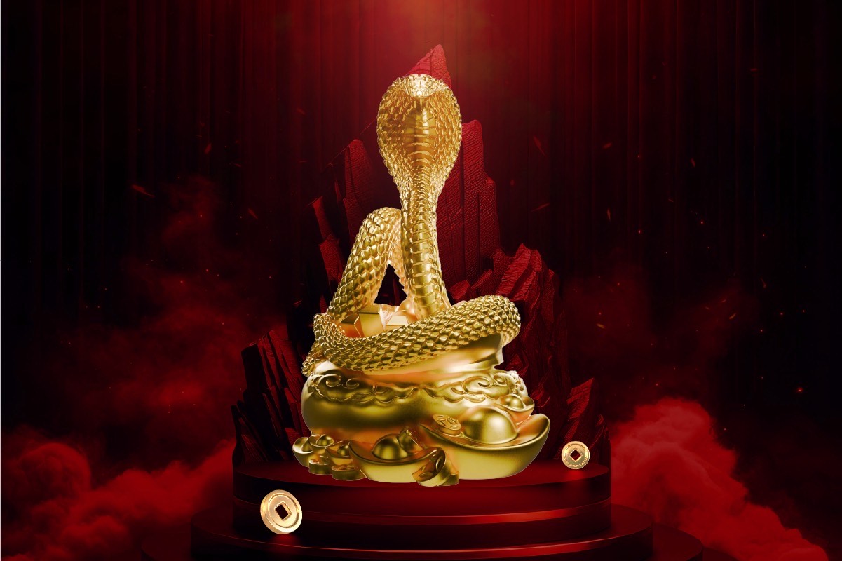 Tượng vàng 24K Vương Xà Trấn Bảo – món quà Tết đẳng cấp dành cho doanh nhân tuổi Tỵ. Ảnh PNJ